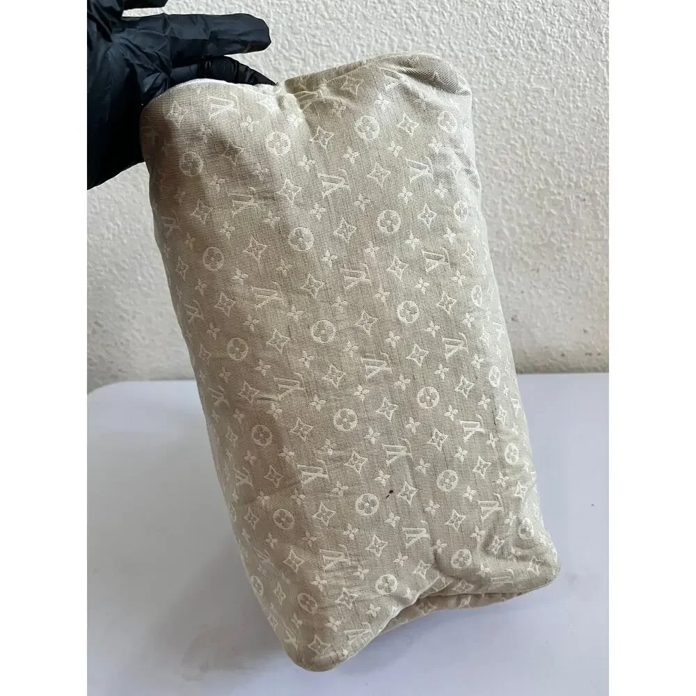 Louis Vuitton off white monogram cloth speedy 30